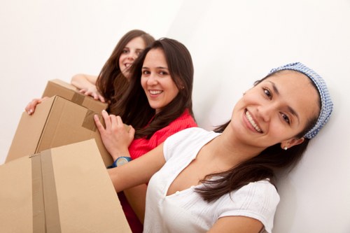 Local man and van removals in Parsons Green for small home moves