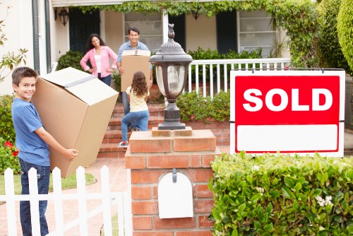 Professional moving van support for homes and businesses in Parsons Green